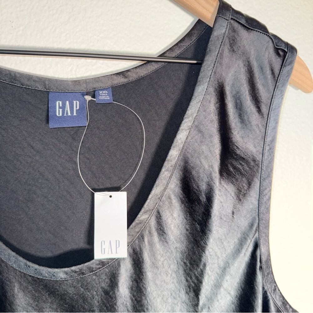 NWT GAP Black satin workwear interview outfit lightweight sleeveless blouse XXLT - Picture 3 of 4